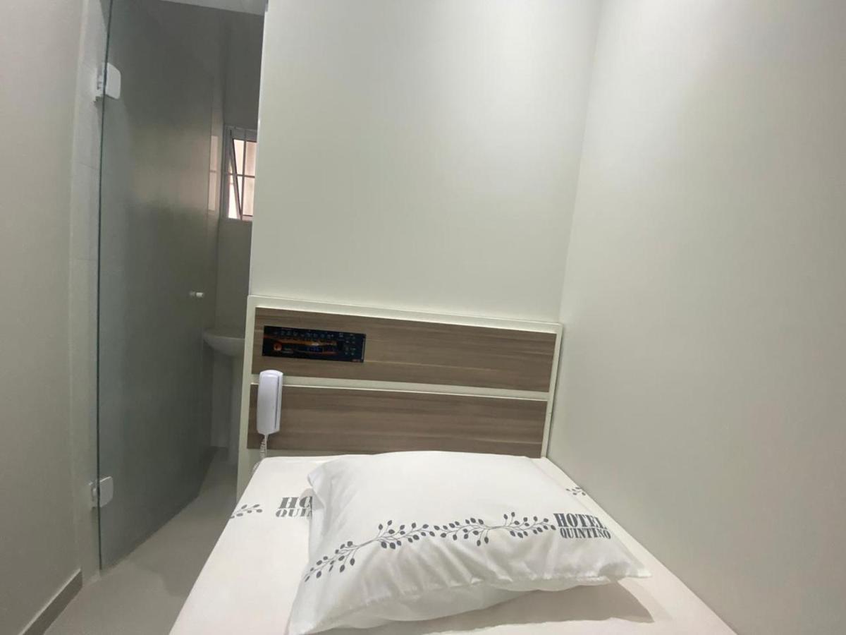 Hotel Quintino - Metro Se -Localizado No Coracao De Sao Paulo Proximo Ao Bras E 25 De Marco Com Estacionamento No Local Gratis Exteriör bild